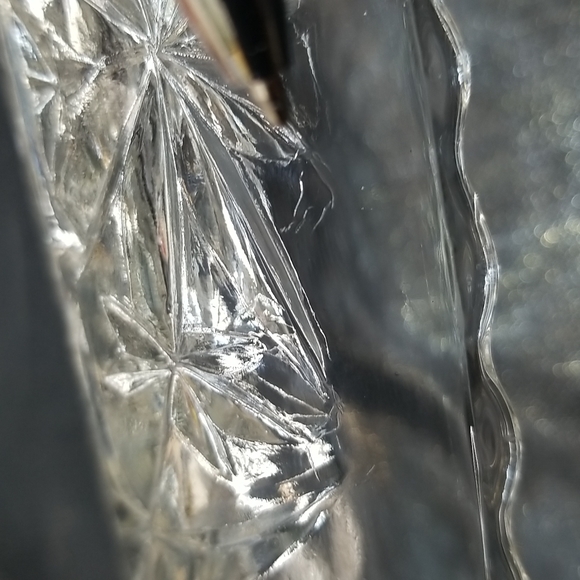 Anchor Hocking Early American Prescut Relish Bowls - Picture 13 of 14